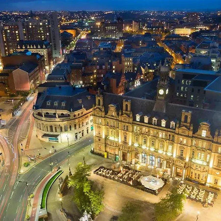 Beautiful 2 Bed Leeds City *